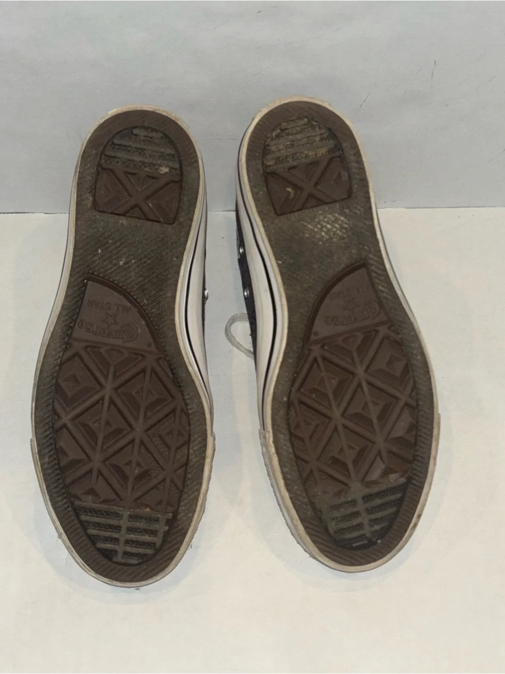 Converse Kids Low-Top Sneakers in Black and White